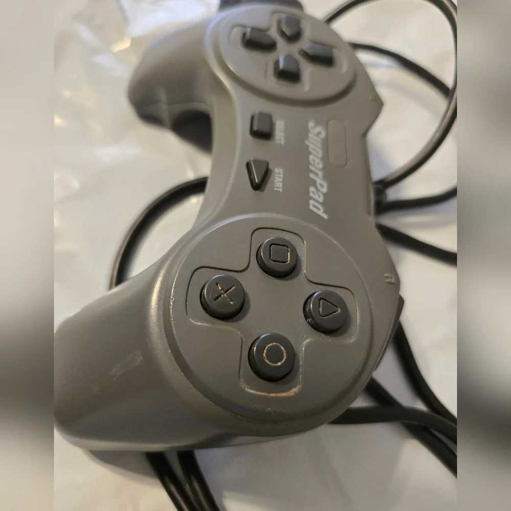 PlaystationnGray Wired Game Controller super pad